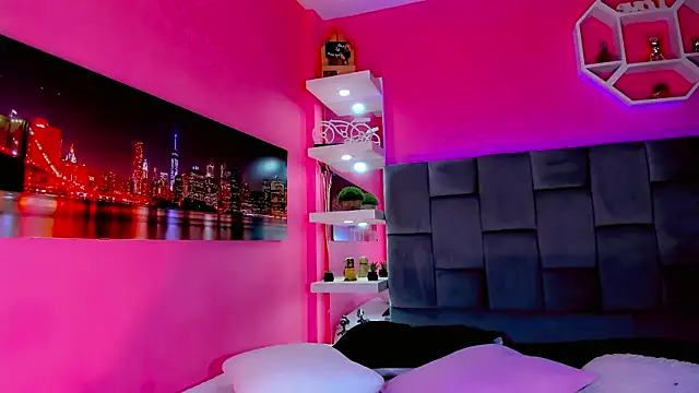 Saamanthaa11 online show from 04/07/26, 05:19