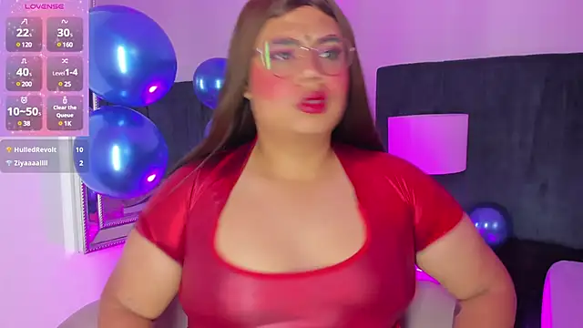 Snapshot of Tom_Silver__ chatting on 12/22/24, 01:23 Tom Silver online show from 12/22/24, 01:23