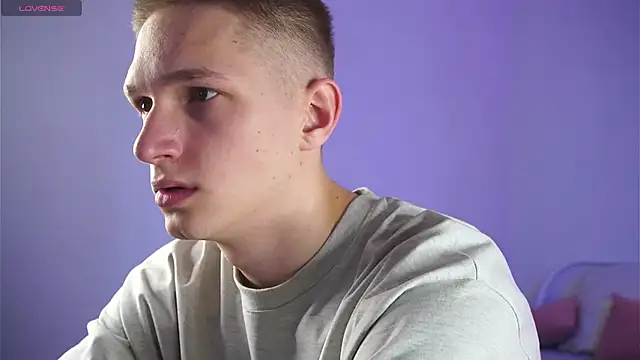 dustyn fox online show from 03/13/25, 06:23