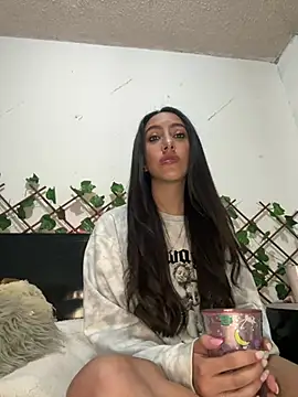 FrancellyHot online show from 12/12/24, 03:32