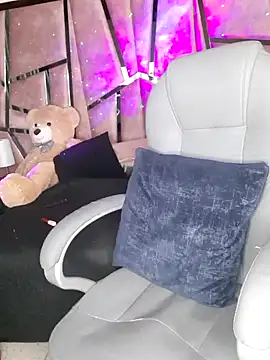 arisantana online show from 03/23/25, 06:05