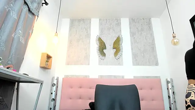 ciara connor online show from 03/25/26, 04:18