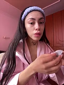 Effy Bonny online show from 10/19/25, 06:19