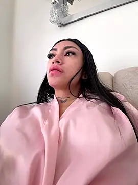 Effy Bonny online show from 12/18/25, 02:23