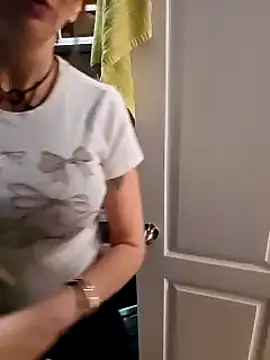 MissyRoulette online show from 03/12/25, 09:02