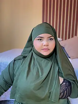  Shara Handal  online show from 12/17/24, 06:09