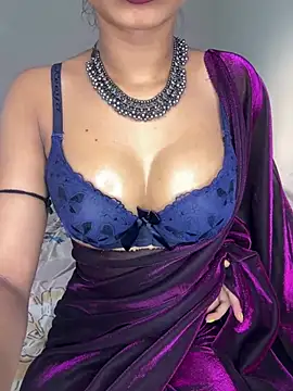 Snapshot of Hot-sexy222 chatting on 12/30/24, 09:59 Hot-sexy222 online show from 12/30/24, 09:59