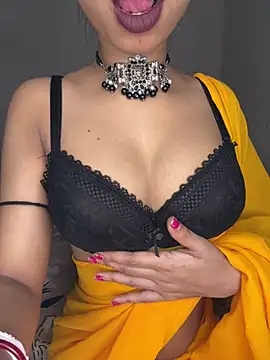 Snapshot of Hot-sexy222 chatting on 02/22/25, 11:03 Hot-sexy222 online show from 02/22/25, 11:03