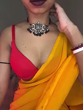 Snapshot of Hot-sexy222 chatting on 03/04/25, 03:00 Hot-sexy222 online show from 03/04/25, 03:00