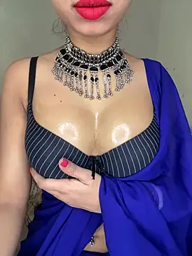 Snapshot of Hot-sexy222 chatting on 03/19/25, 09:49 Hot-sexy222 online show from 03/19/25, 09:49