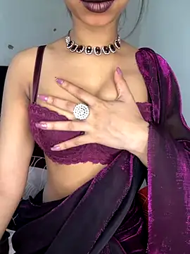 Snapshot of Hot-sexy222 chatting on 10/01/25, 02:06 Hot-sexy222 online show from 10/01/25, 02:06