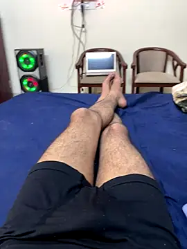 Snapshot of wickedaryan chatting on 10/22/25, 07:13 wickedaryan online show from 10/22/25, 07:13