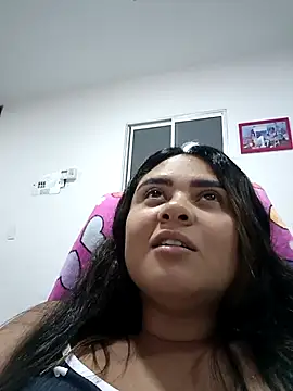 Snapshot of sexy-latin10 chatting on 04/26/26, 02:20 sexy-latin10 online show from 04/26/26, 02:20