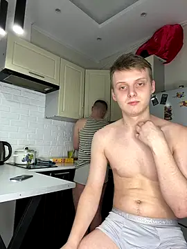 Snapshot of shyguysssss chatting on 10/12/25, 08:08 shyguysssss online show from 10/12/25, 08:08