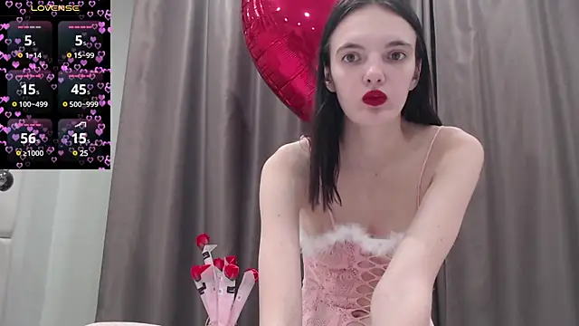Lia  meow online show from 02/15/25, 04:47
