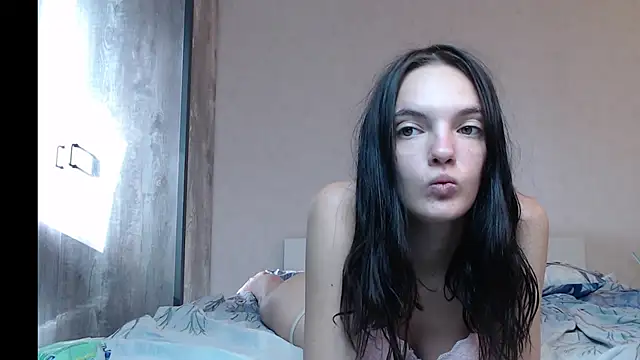 Lia  meow online show from 09/10/25, 12:16