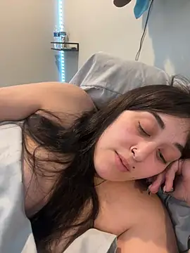 ThicBunz online show from 03/22/25, 05:09