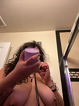 ThicBunz online show from 09/25/25, 12:53