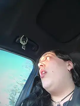 ThicBunz online show from 03/18/26, 09:07