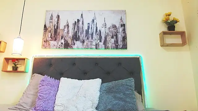 angelica bouvier online show from 03/06/26, 07:54