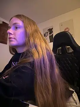 Piinkpandora online show from 12/04/25, 11:13