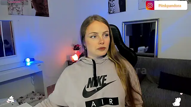 Piinkpandora online show from 03/07/26, 08:50