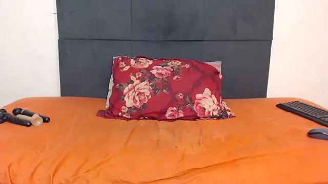 CANDY-X-LOVE-xx online show from 02/19/25, 06:43