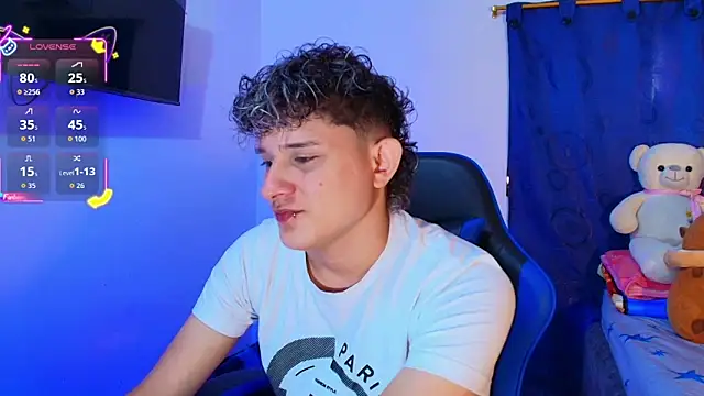 Nathan Bluee online show from 02/25/26, 04:05