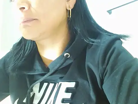 hornymilf 69xxx online show from 11/06/25, 09:26