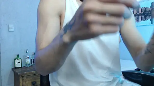 Snapshot of Andy_bapho chatting on 01/17/25, 02:39 Andy bapho online show from 01/17/25, 02:39