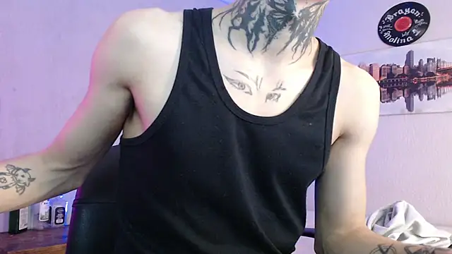 Snapshot of Andy_bapho chatting on 01/25/25, 02:36 Andy bapho online show from 01/25/25, 02:36