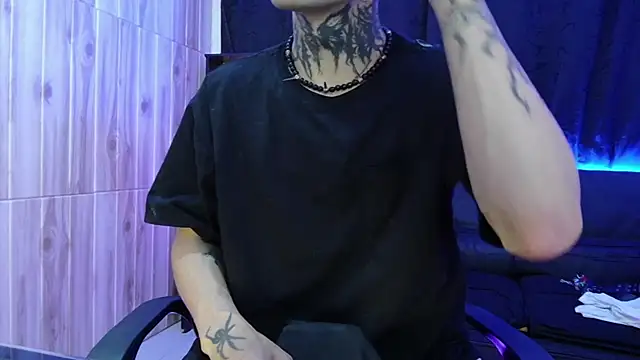 Snapshot of Andy_bapho chatting on 02/22/25, 02:08 Andy bapho online show from 02/22/25, 02:08