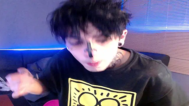 Snapshot of Andy_bapho chatting on 09/12/25, 02:33 Andy bapho online show from 09/12/25, 02:33