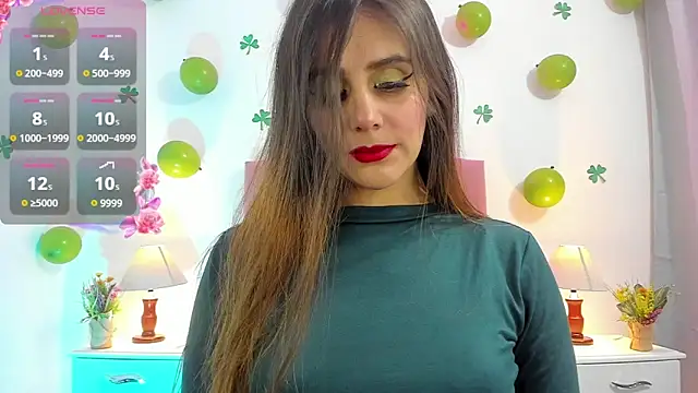 Snapshot of Samanthamillher10 chatting on 03/18/25, 12:16 Samanthamillher10 online show from 03/18/25, 12:16