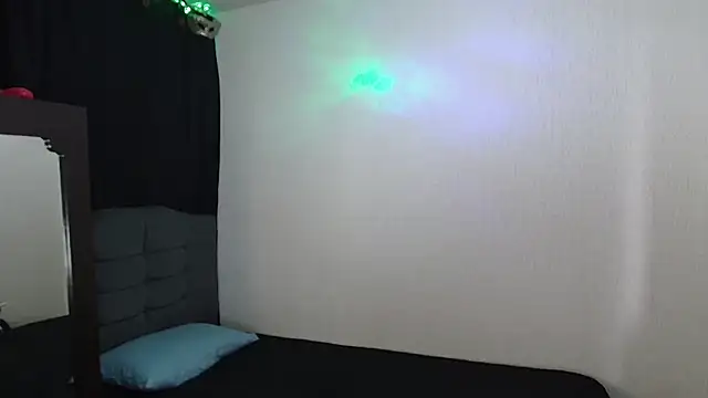 sexybat twink online show from 02/02/25, 06:42
