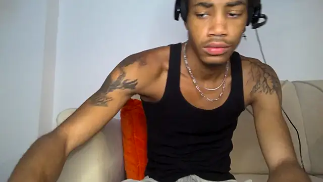 Skinnyblackman online show from 11/15/25, 03:37