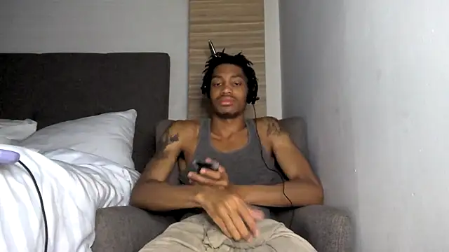 Snapshot of Skinnyblackman chatting on 05/09/26, 05:34 Skinnyblackman online show from 05/09/26, 05:34