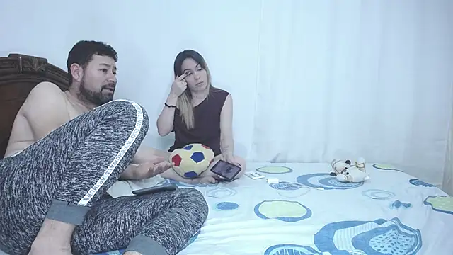 ambar jacksonn online show from 10/26/25, 04:07