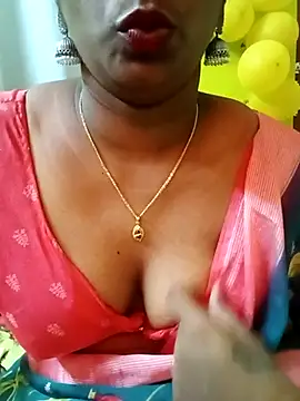 Snapshot of anisha91 chatting on 02/21/25, 06:48 anisha91 online show from 02/21/25, 06:48