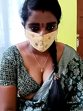 Snapshot of anisha91 chatting on 03/08/25, 06:21 anisha91 online show from 03/08/25, 06:21