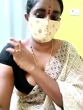 Snapshot of anisha91 chatting on 03/19/25, 04:34 anisha91 online show from 03/19/25, 04:34