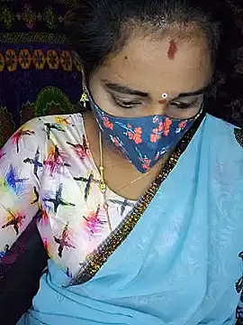 Snapshot of anisha91 chatting on 10/14/25, 05:08 anisha91 online show from 10/14/25, 05:08