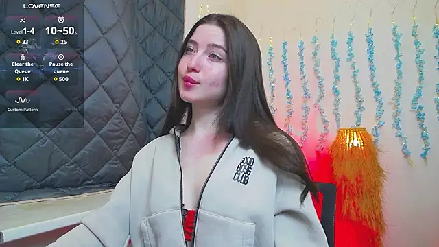 Luxuryalma online show from 03/27/26, 06:52