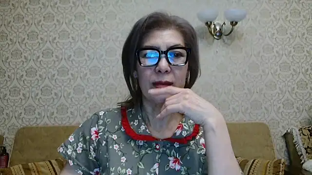 Elegant00Lady online show from 11/26/25, 01:12