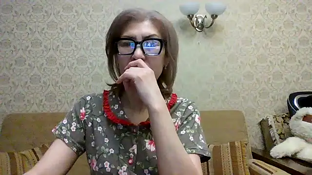 Elegant00Lady online show from 01/17/26, 04:43