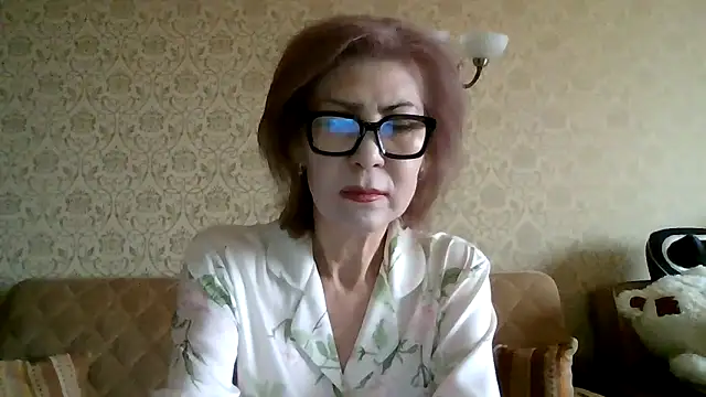 Snapshot of Elegant00Lady chatting on 04/19/26, 04:12 Elegant00Lady online show from 04/19/26, 04:12