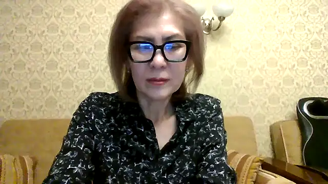 Snapshot of Elegant00Lady chatting on 04/23/26, 02:08 Elegant00Lady online show from 04/23/26, 02:08