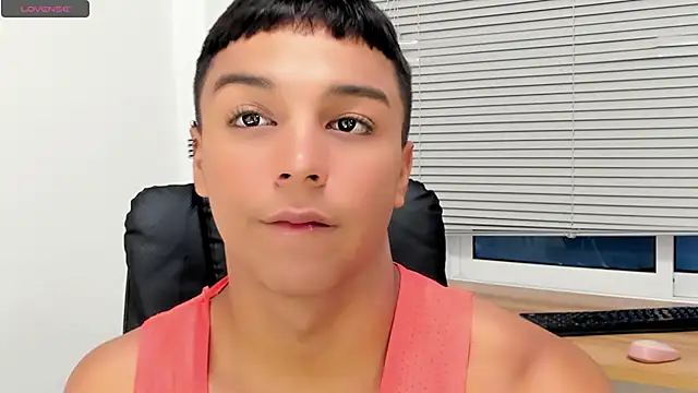 Seductivo jr online show from 12/04/25, 04:22