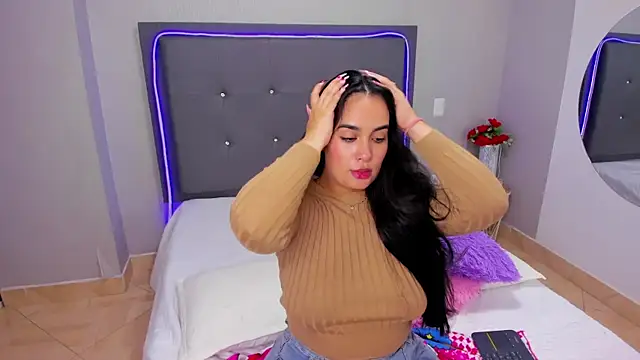 emma lye online show from 02/01/25, 02:16