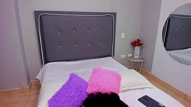 emma lye online show from 02/01/25, 09:19